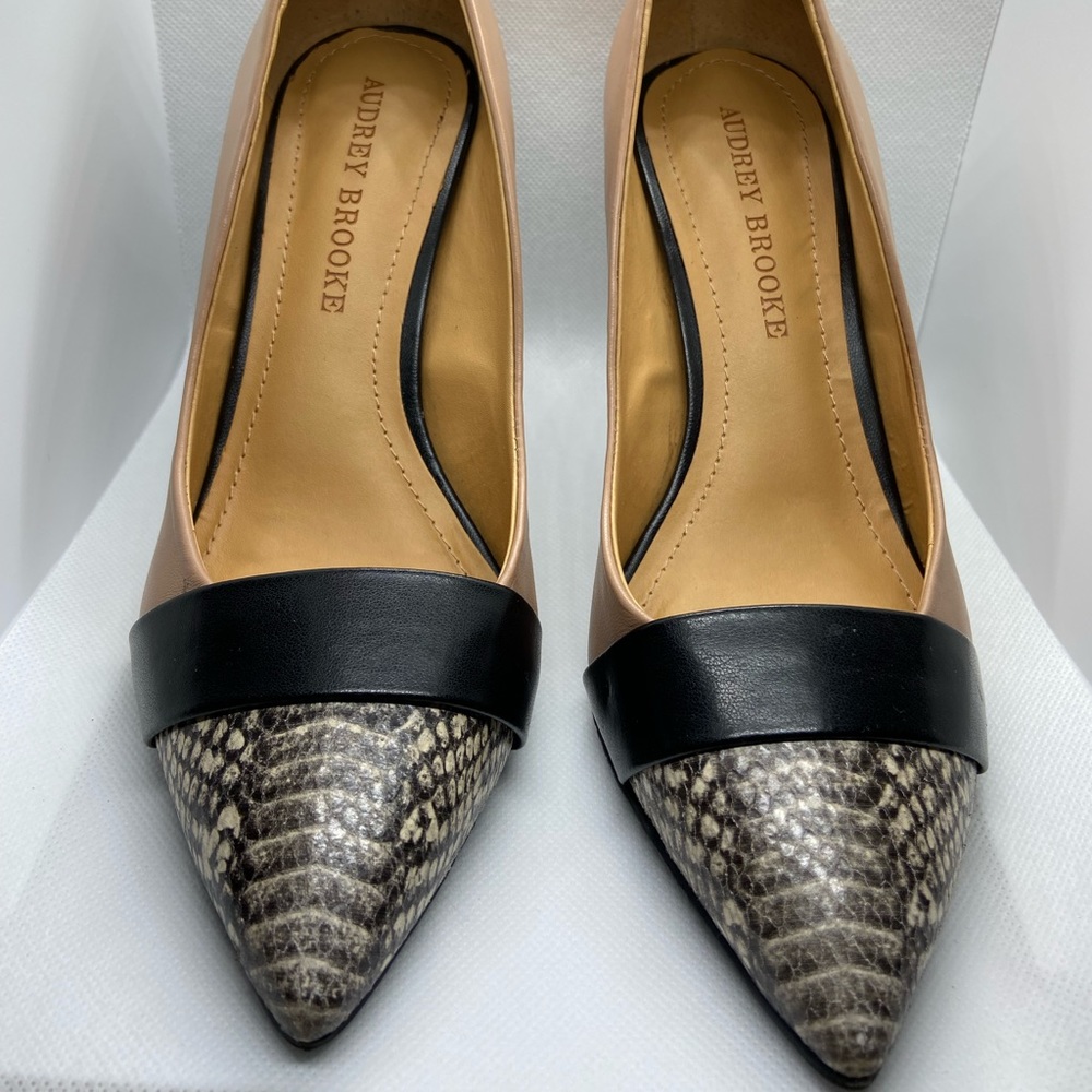 Tan/snake skin 3 inch heels. Brand new. Size 7.5
